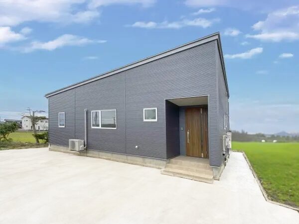 三条市・21坪｜窓から大好きな風景が楽しめる家族思いの3LDK平屋