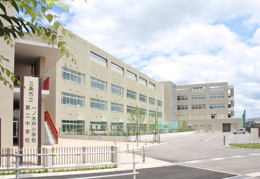 三条市林町モデルハウス