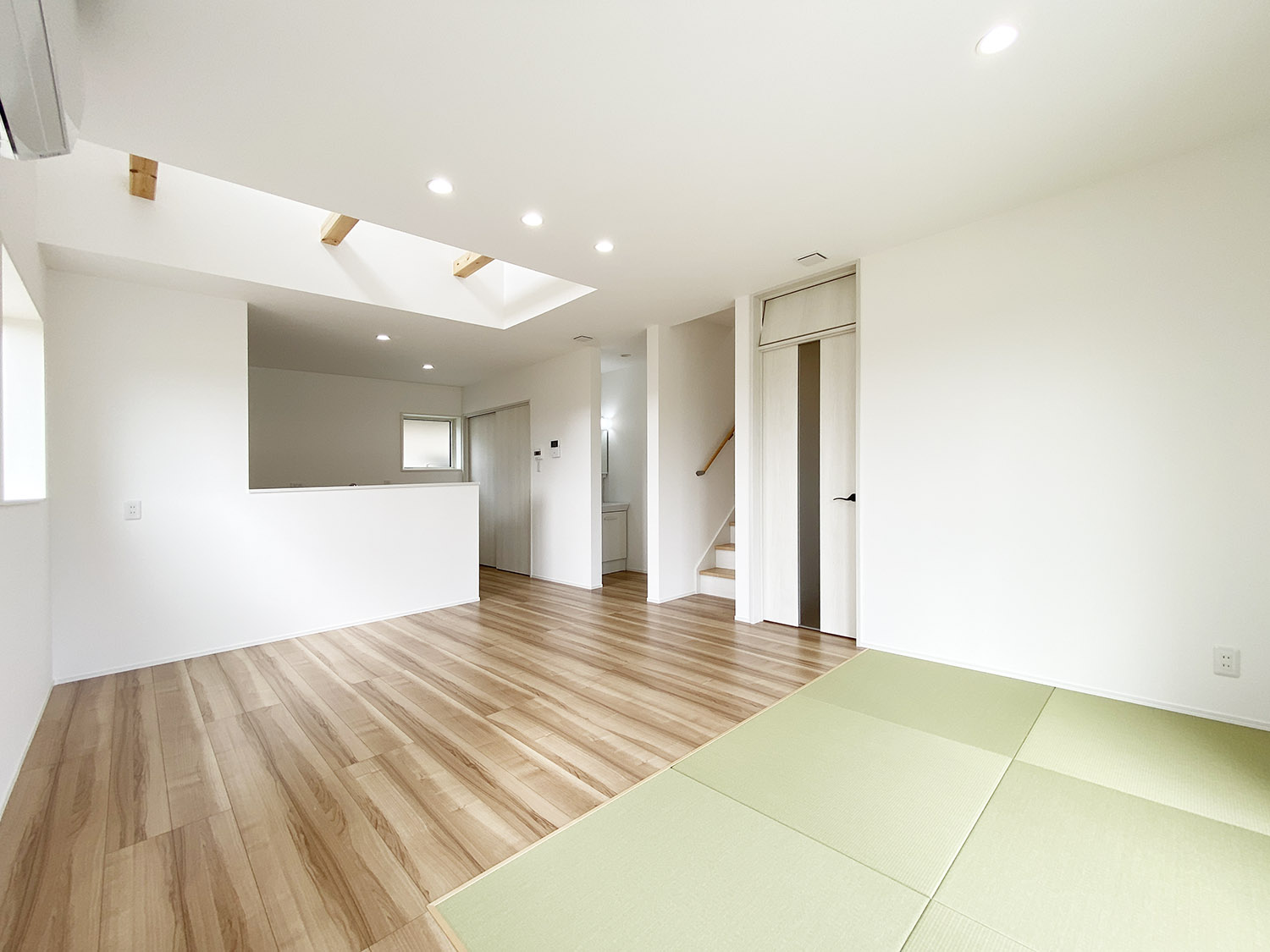 新潟市・26坪｜畳スペースでゆったりくつろげるリビングが素敵な3LDK